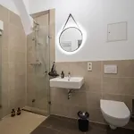 Design In Der Altstadt Mit Terrasse Und Fantastischem Ausblick Budziszyn