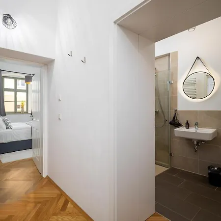 아파트 Design In Der Altstadt Mit Terrasse Und Fantastischem Ausblick *